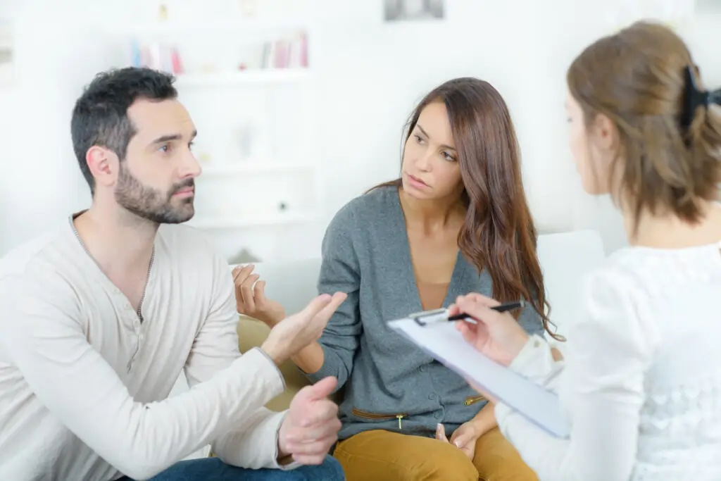 Avoiding Common Pitfalls: Lessons from Experienced Mediators Royston